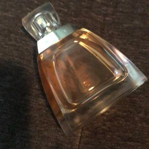 Vera Wang perfume